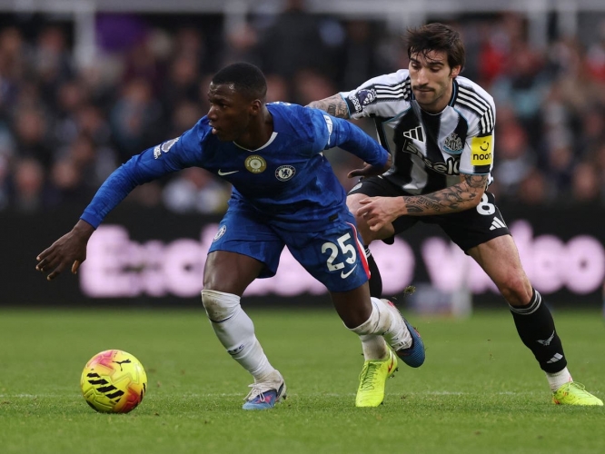 تشيلسي يتعادل مع مضيفه نيوكاسل في الدوري الانجليزي الممتاز 