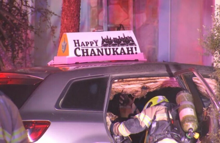 إلقاء قنبلة مولوتوف على سيارة يهودي في ملبورن بأستراليا 