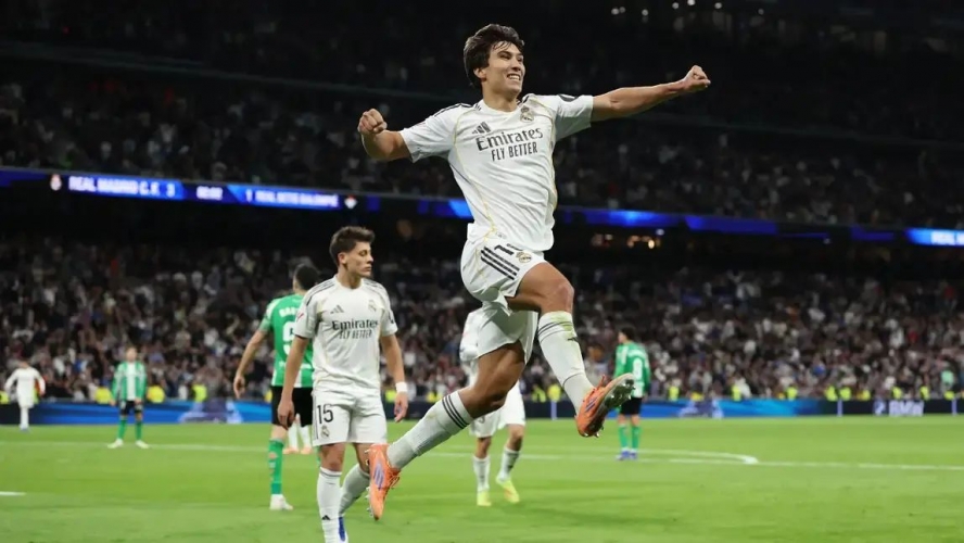 ريال مدريد يهزم ضيفه ريال بيتيس بخماسية في الدوري الأسباني 