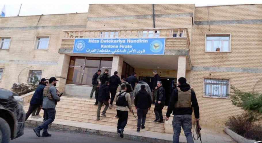 القوات الأمنية التابعة للحكومة الانتقالية تدخل عين العرب ضمن الاتفاق مع “قسد”