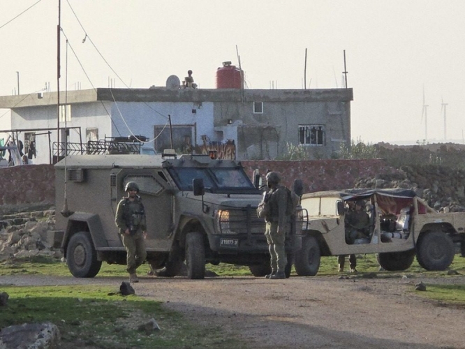 الاحتلال الإسرائيلي يتوغل بـ 10 سيارات عسكرية في قرى عدّة بريف القنيطرة