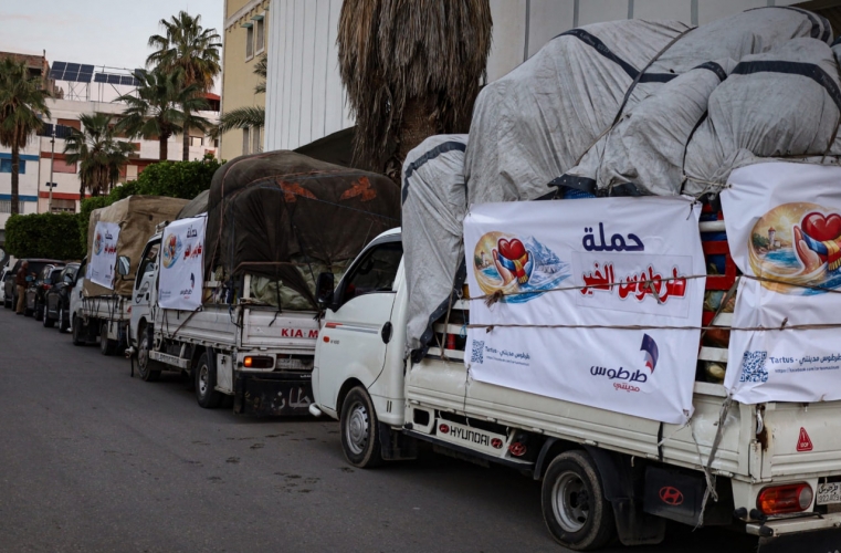 انطلاق أولى قوافل “طرطوس الخير 2” باتجاه مخيمات إدلب