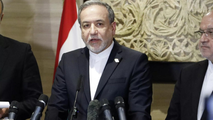 وزير الخارجية الايراني يعلن إجراء مباحثات 