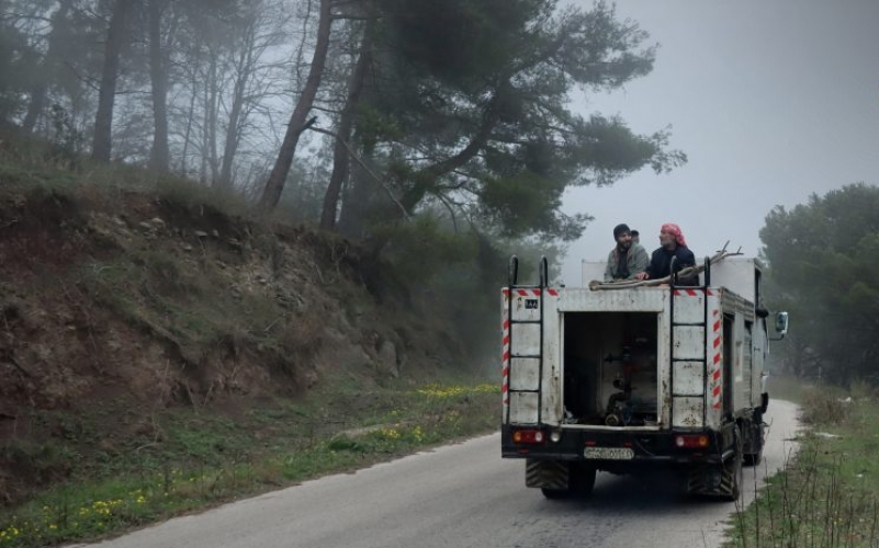 لحماية الغابات والتنوع البيئي.. حملة لمكافحة جادوب الصنوبر في ضهر القصير بحمص 
