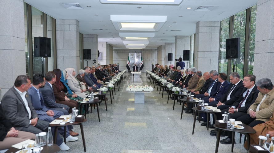 الرئيس الشرع لوفد من أبناء المكوّن الكردي: النوروز عيد وطني والتنوع الثقافي مصدر قوة