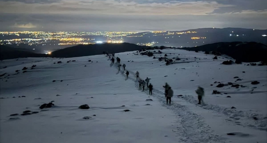 إعلام إسرائيلي: عملية عسكرية “عابرة للحدود” تنطلق من المرتفعات السورية نحو الأراضي اللبنانية