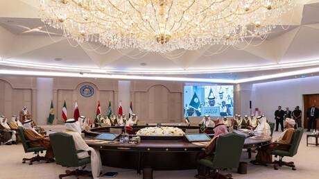 إعلام: الحرب على إيران تجبر دول الخليج على إعادة النظر في علاقاتها بواشنطن