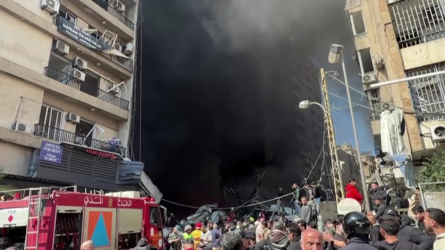 العدو الصهيوني ينفذ ينفذ أكثر من 100 غارة جوية على العديد من المناطق اللبنانية