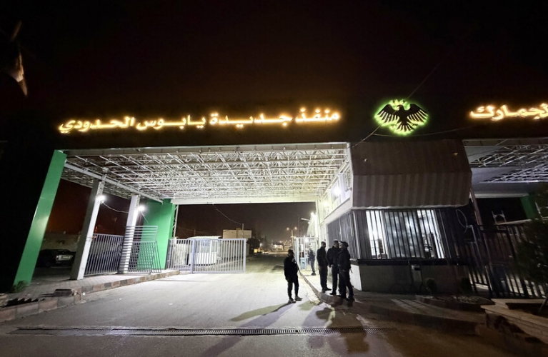 دخول 76 جثماناً لسوريين قضوا بالعدوان الإسرائيلي على لبنان عبر الحدود السورية