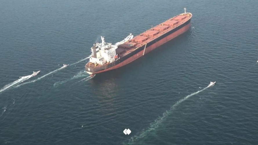 البرلمان الإيراني: العمل على مشروع قرار مكون من 11 مادة لإدارة مضيق هرمز