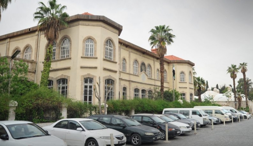 وزارة السياحة تحظر فرض خدمات غير مطلوبة من قبل الزبائن في المنشآت السياحية