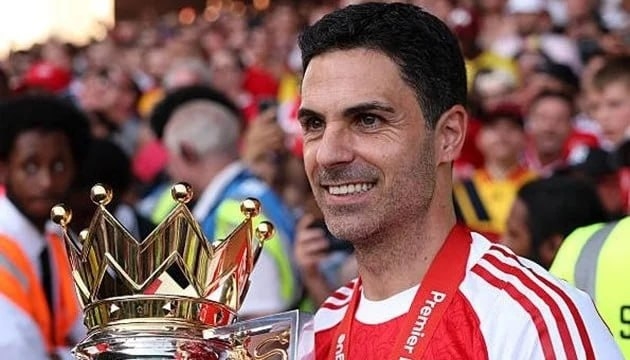 أرتيتا يفوز بجائزة رابطة الدوري الإنجليزي الممتاز لأفضل مدرب