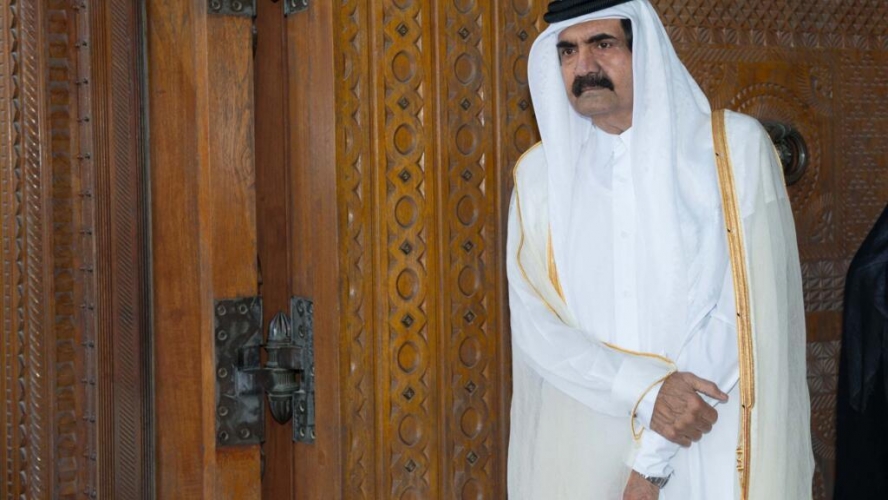 وفاة أمير قطر السابق الشيخ حمد بن خليفة آل ثاني عن عمر ناهز 74 عاما