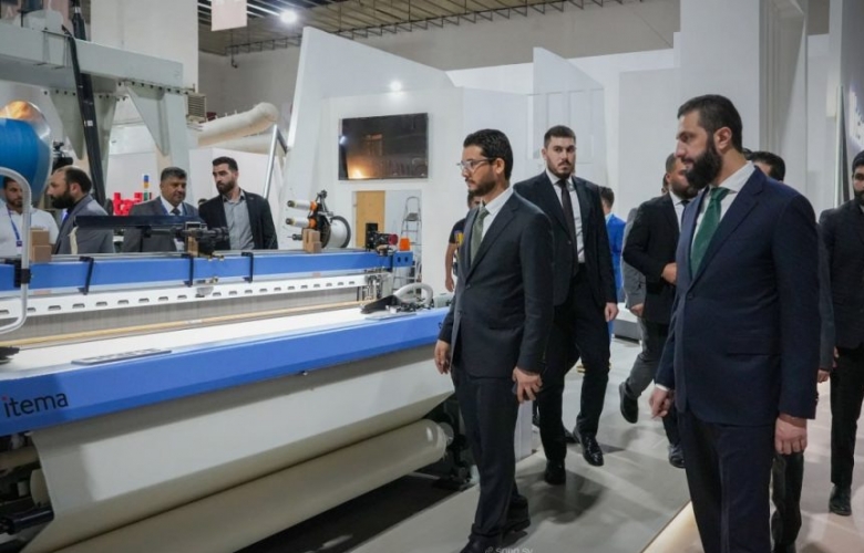 الرئيس الشرع يفتتح الدورة الأولى من معرض سوريا الدولي للنسيج 