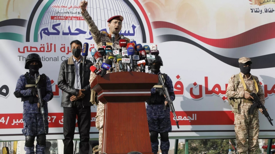 القوات المسلحة اليمنية تعلن استهداف تحشيدات سعودية في الرويك والعبر بصواريخ باليستية ومسيرات