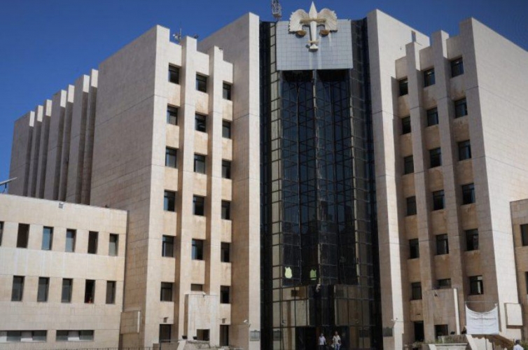 وزارة العدل تنفي خروج كندا شماط من السجن وتؤكد استمرار التحقيق مع ريما القادري