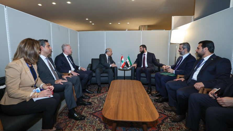 سلام والشرع يؤكدان ضرورة الانتهاء من مراجعة الاتفاقات بين لبنان وسورية