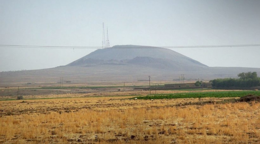 الجيولوجيا توضح مؤشرات أولية لظاهرة الأبخرة والانخسافات في جبل كوكب بالحسكة