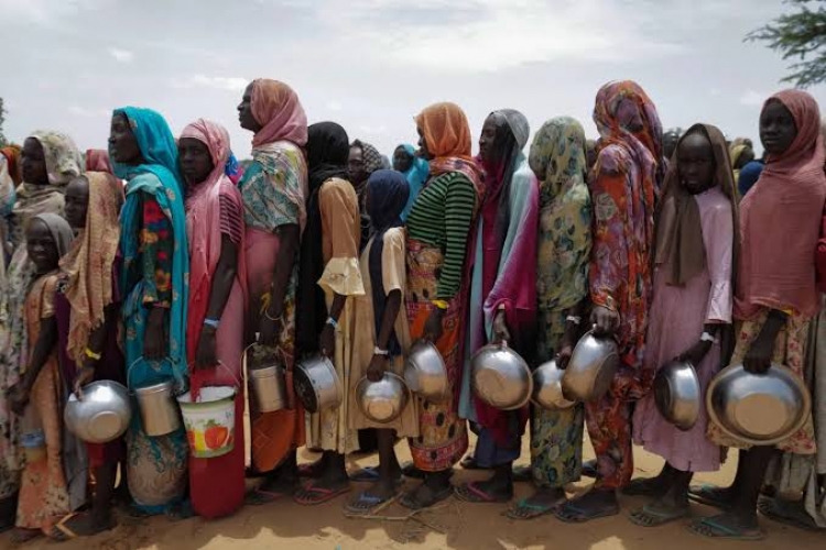 بيان مشترك للمفوض الأوروبي وحكومات 32 دولة يحذر من خطر المجاعة في السودان