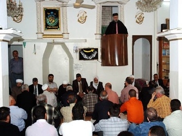 التأكيد على التلاحم الوطني والتمسك برسالة التسامح والمحبة في صلاة جماعية باللاذقية
