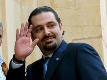 الأخبار: الحريري في الخارج خوفا على حياته