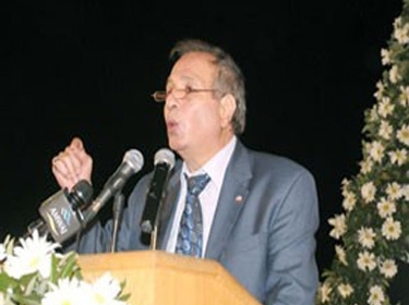 عمر الفرا في ثقافي كفر سوسة غدا