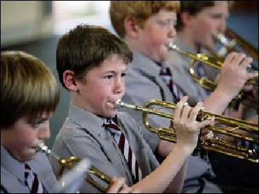 إقبال متزايد على تعلم الموسيقا في المعاهد الحكومية والخاصة  