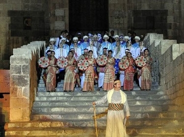 فرقة إنانا تعود من جرش محملة بدرع المهرجان  