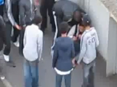 مسلم صائم يتعرض للضرب والسرقة في أحداث لندن