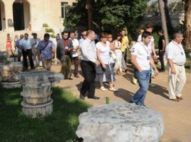 وفد يمثل الشعب الروسي يؤكد رفض بلاده لأي تدخل بالشؤون الداخلية السورية