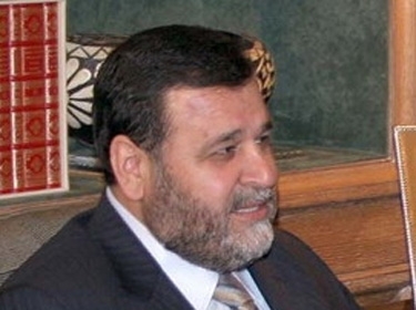 تيار المستقبل يدعو سكان القرى الحدودية في سورية للتحول الى لاجئين في لبنان