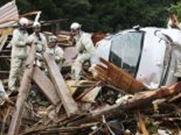 ارتفاع قتلى المنخفض المداري في اليابان الى اكثر من 30