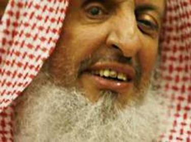 مفتي السعودية يفتي بوجوب هدم جميع الكنائس في شبه الجزيرة العربية