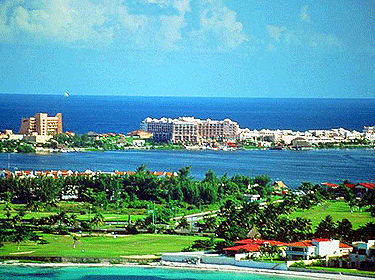 ثلاثة شواطئ مفتوحة في اللاذقية قيد العرض للاستثمار السياحي