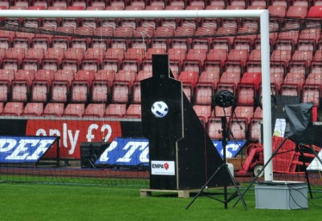 بلاتر: تكنولوجيا رصد خط المرمى أصبحت ليس خياراً بل 