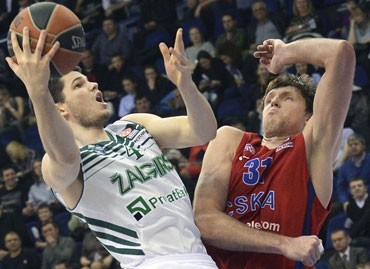 تسيسكا موسكو يهزم زالغيراس بدوري كرة السلة الأوروبية