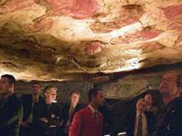 أكثر من 20 عاماً على إغلاقها..أسبانيا تعيد افتتاح مغارة ألتميرا