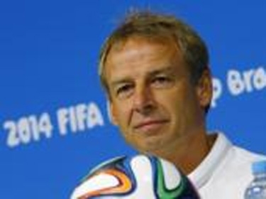 كلينسمان يحث المشجعين الأمريكيين على الغياب من أعمالهم لتشجيع فريقه