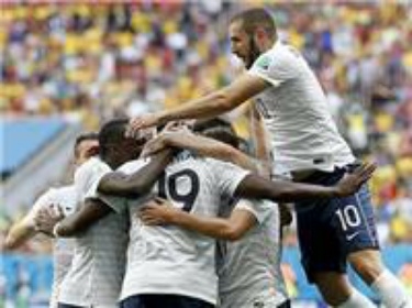 فرنسا تطيح بنيجيريا وتبلغ دور الثمانية في المونديال