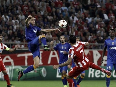 أولمبياكوس يخطف فوزاً صعباً من أنياب يوفنتوس