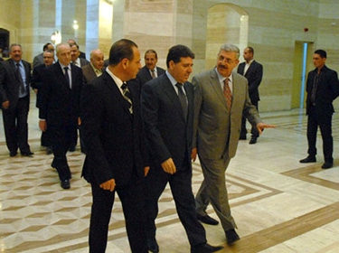 Cabinet addresses issue of terrorists dismantling factories and properties in Idleb and smuggling them to Turkey