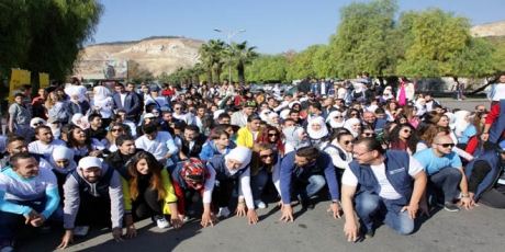 Marathons held in several provinces to support “I have right to learn” program  