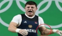 بالفيديو .. اصابة مروعة لرباع أرميني في منافسات رفع الأثقال ريو 2016