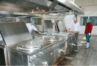 «التعليم العالي» تضع العصي في الدواليب.. و»الصحة» تخشى دخول الصحفي إلى مشافيها الإطعام في المشافي العامة «رائحة بلا طعم)!