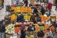 بعد رفع المحروقات.. الأسعار في المتاجر ترقص على مزاج التجار