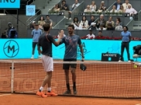 تأهل الروسي مدفيديف إلى ثالث أدوار بطولة مدريد للتنس