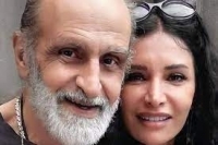 رشا شربتجي تنعي والدها 