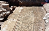اكتشاف مشهد جديد للوحة الفسيفساء الهامة في مدينة الرستن