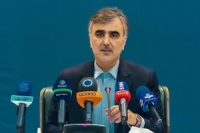 محافظ المركزي الإيراني يعلن افتتاح مصرف في سورية