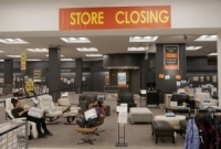 رغم انتعاش صناعة السلاح ..ارتفاع معدل البطالة لأعلى مستوياته في عامين في الولايات المتحدة 